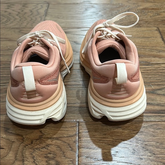 Hoka Bondi 8 Women's Pink Running Shoes, Sandstone, Size 6 - Picture 4 of 6